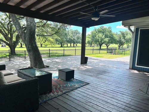 4-Bedroom Home on Briarcrest Golf Course – Minutes from Texas A&M