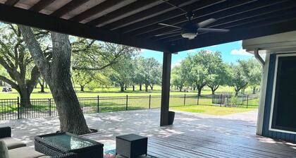4-Bedroom Home on Briarcrest Golf Course – Minutes from Texas A&M