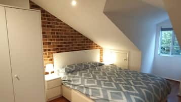 Basic House, Non Smoking | Iron/ironing board, WiFi (free)