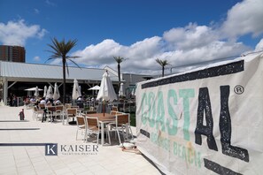 coastal restaurant - Little Lagoon Waterfront • Private Pier • West Beach •  Dockside Oasis by Kaiser (Gulf Shores)