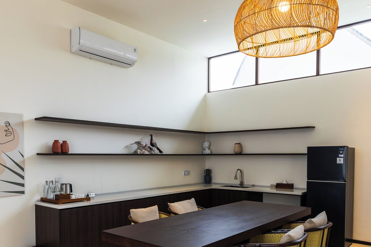 Luxury Villa, 2 Bedrooms, Private Pool, Pool View | Private kitchenette