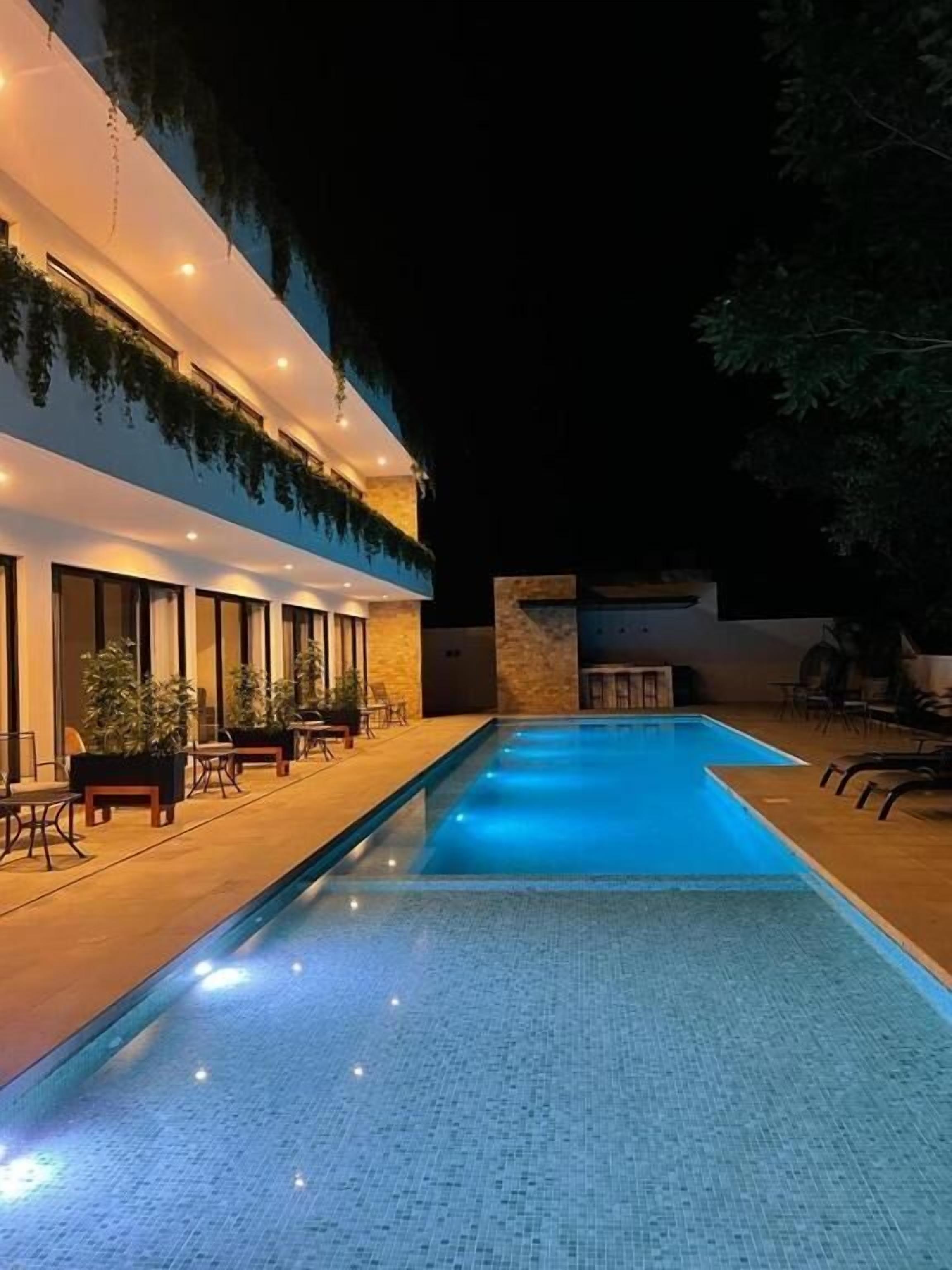 Zweibettzimmer, Balkon, Poolblick | Pool | Außenpool