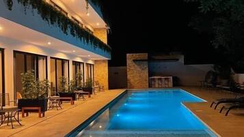 Zweibettzimmer, Balkon, Poolblick | Pool | Außenpool