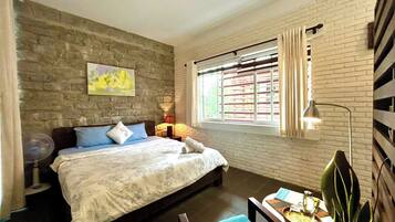 1 bedroom, iron/ironing board, free WiFi, bed sheets