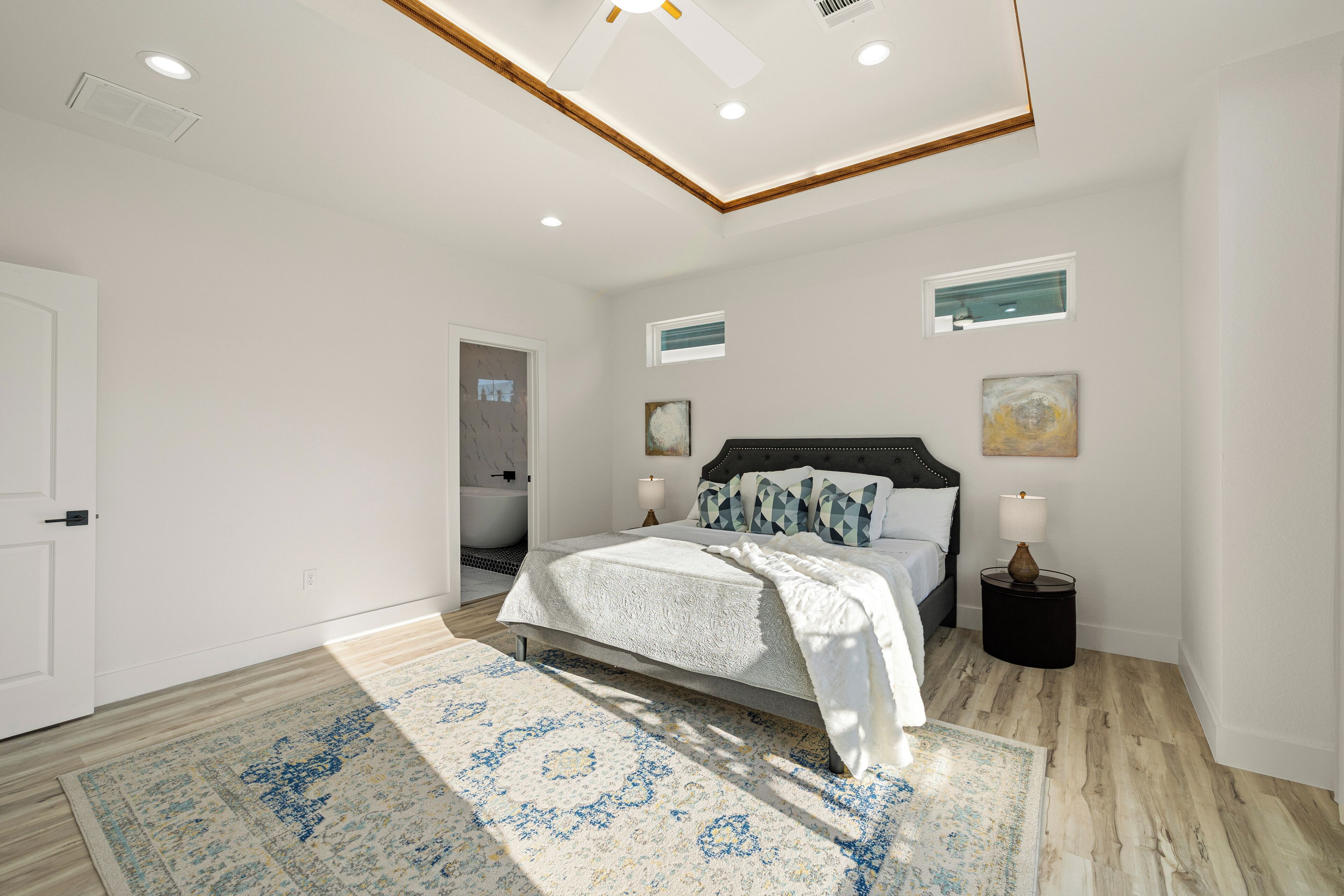 3 bedrooms, WiFi, bed sheets