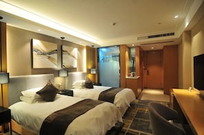Comfort-Doppelzimmer, Stadtblick | Kostenloses WLAN