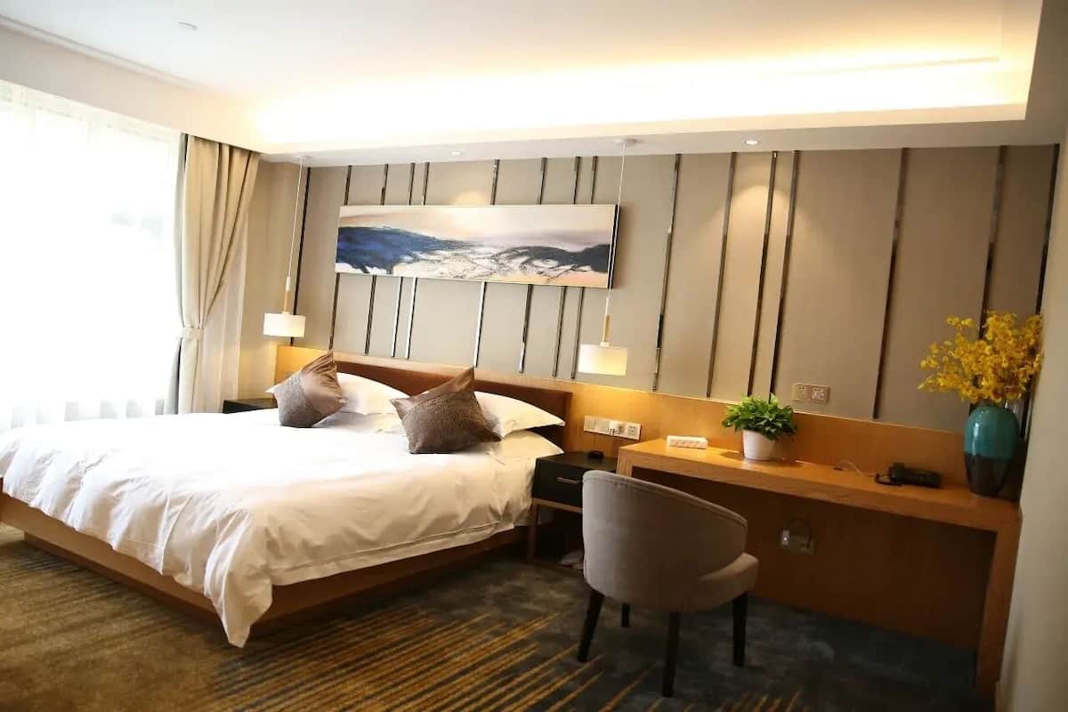 Comfort-Doppelzimmer, Stadtblick | Kostenloses WLAN