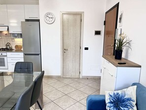 Unclassified image, 2 of 29, button - A comfortable and practical apartment, ideal for work stays and exploring Siena. (sovicille)