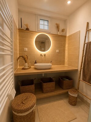Bathroom - Vrbo Property (Calvi)