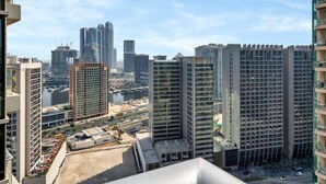 Property grounds - Luxury Downtown Living | 2BR | High Floor (Dubai)