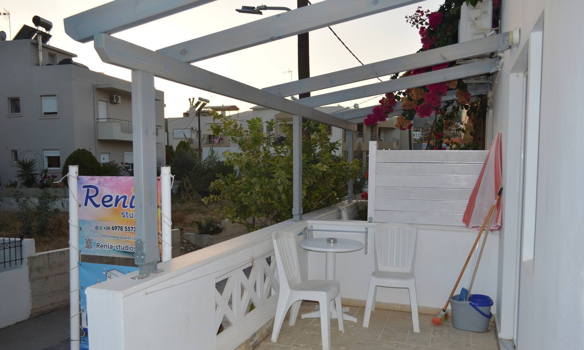 Studio, 1 Bedroom, Patio | Property grounds