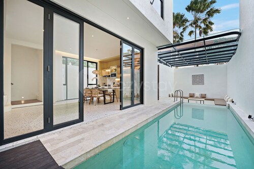 Sunny Villa by Kozystay - Uluwatu