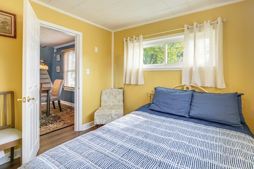 Walk to Beach! Luna Pier Haven w/ Yard & Views