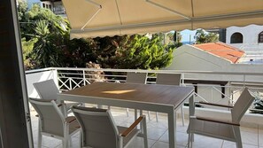 Outdoor dining - To complete (Saronida)