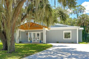 Exterior - Private Dock & Patio! Lake June Waterfront Home (Lake Placid)
