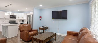 Family Home w/ Fenced Backyard, 16 Mi to DC!
