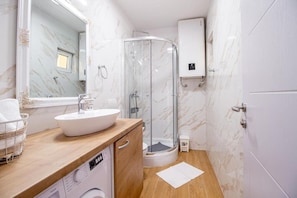 Apartment | Bathroom - Imperial Central Residences West (Rijeka)