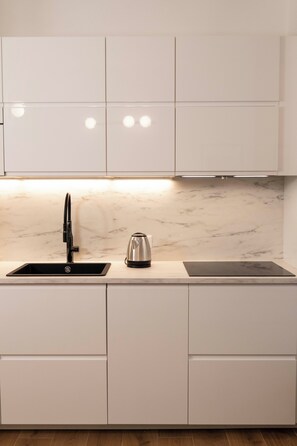 Private kitchen - Vrbo Property (BARI)