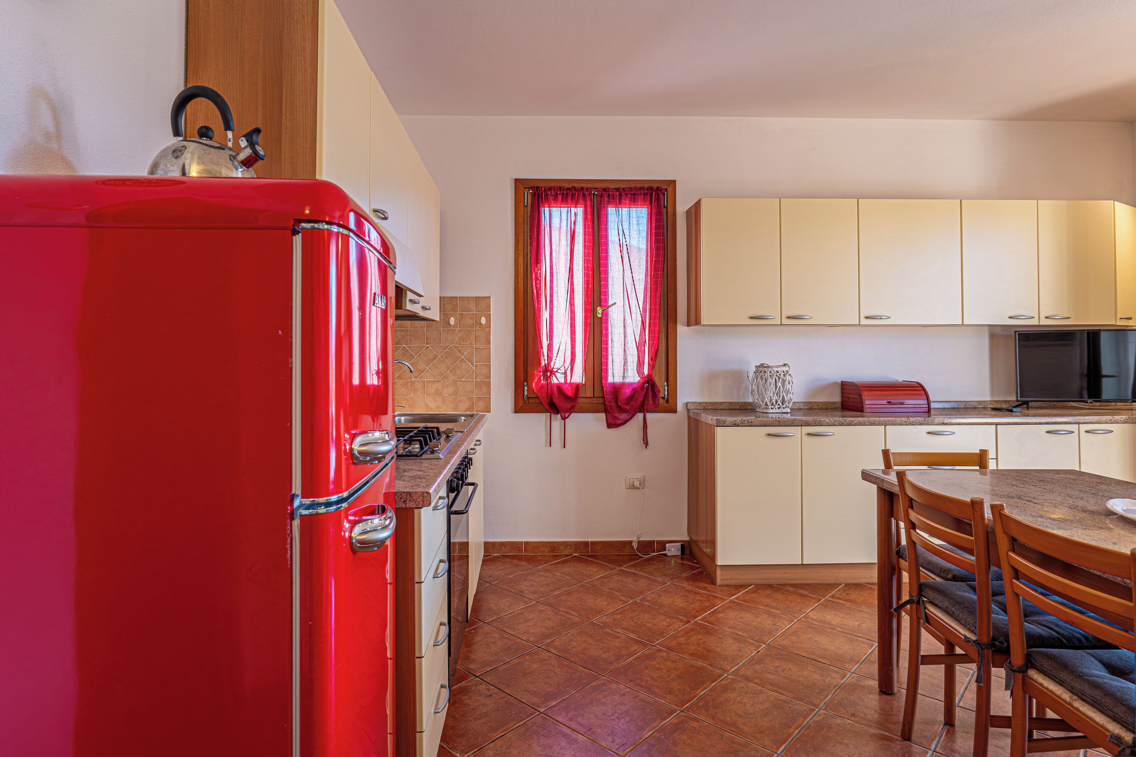 Apartment, 2 Bedrooms, Smoking, Balcony | Interior