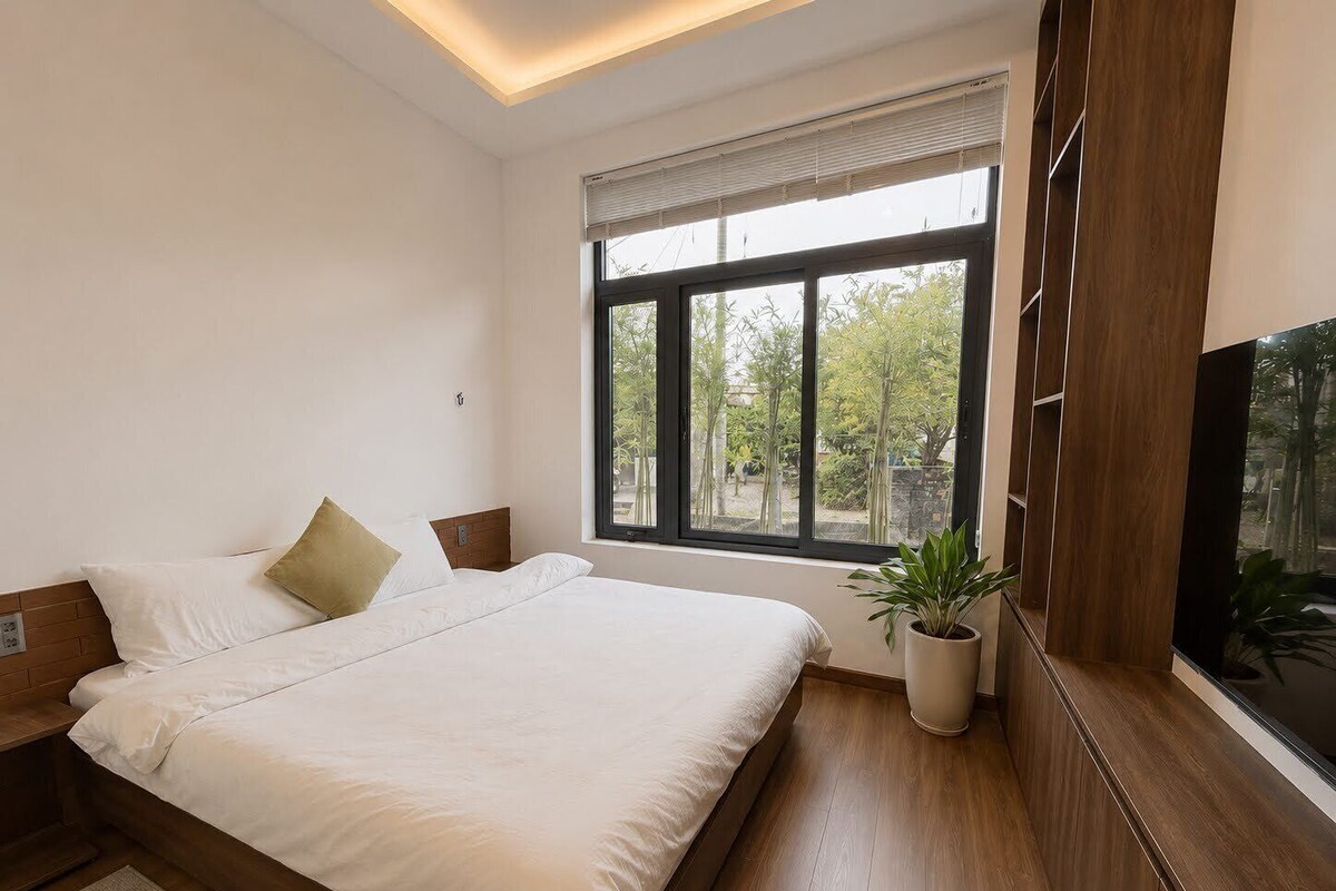 Apartamento familiar, 2 habitaciones, vistas al jardín | Cortinas opacas, sistema de insonorización, wifi gratis
