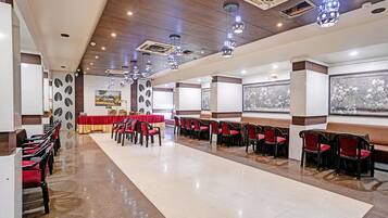 House | Dining