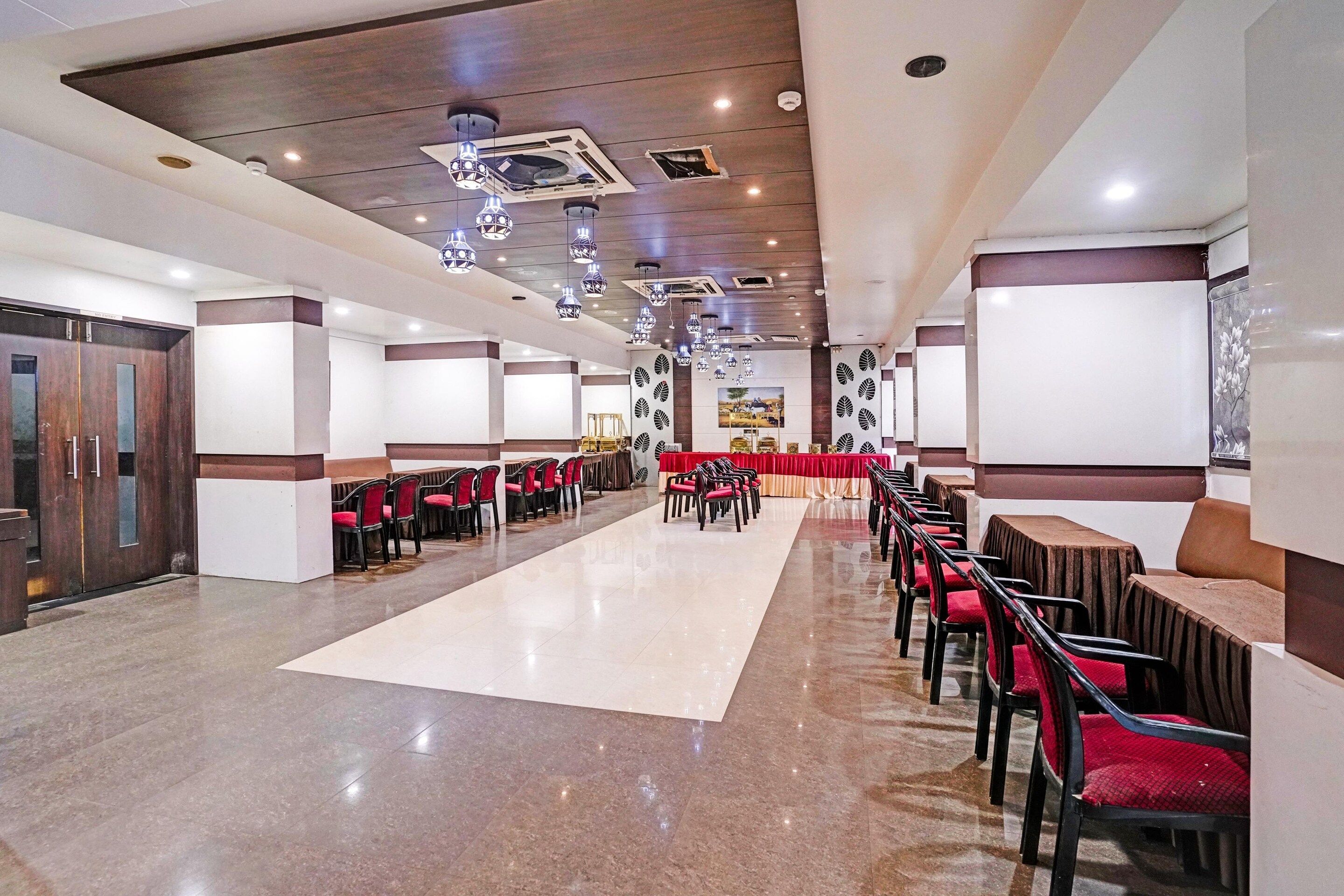 House | Dining