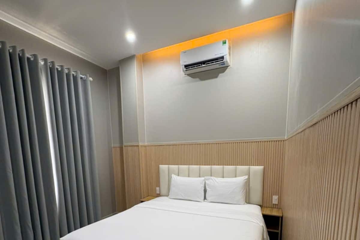 Deluxe Double Room, Balcony, City View
