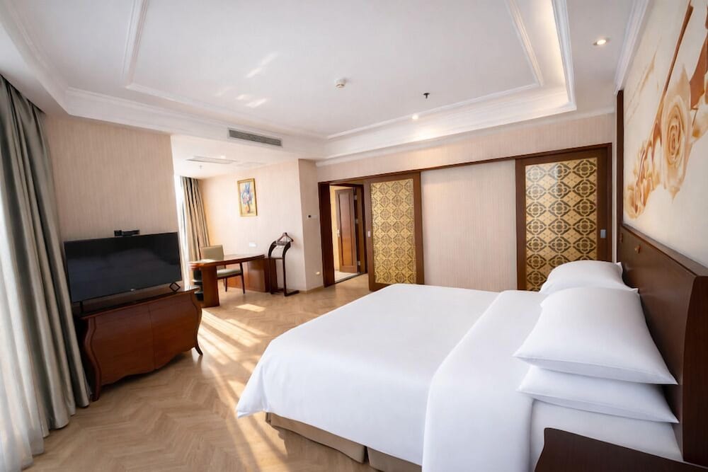Vienna International Hotel photo 7