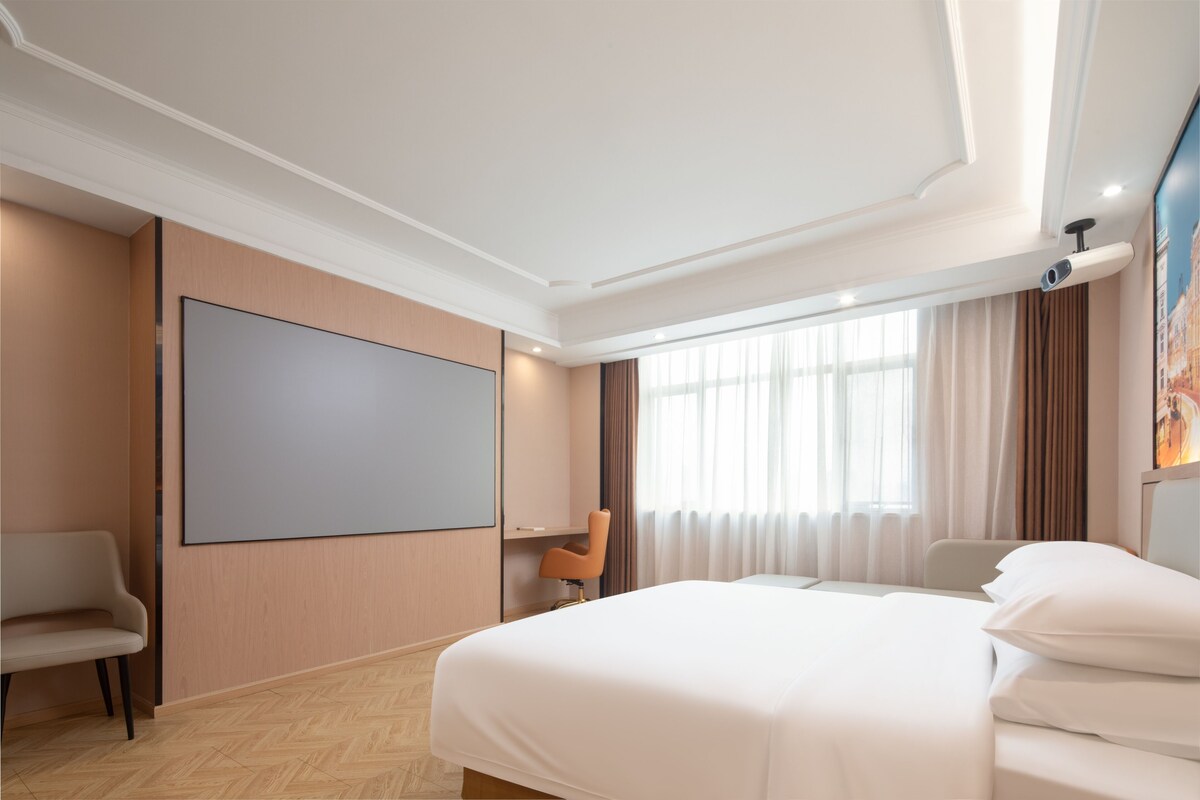 Superior Double Room | Meja, ruang kerja komputer riba, Wi-fi percuma, cadar katil 
