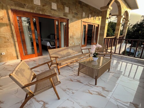 3-bedroom private luxury Villa in beautiful Amed, Bali