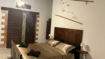 Studiosuite – deluxe, bassengutsikt | Wi-fi (inkludert)