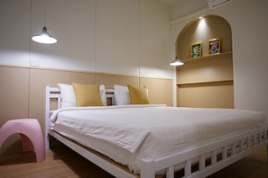 Classic Triple Room | WiFi (free) - Pratunam Design Boutique (Bangkok)