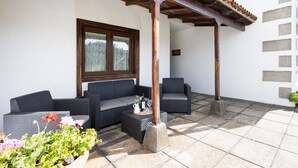 Terrace/patio - FINCA LOS GERANIOS: A charming rural home on an incredible estate in Tegueste. (CN)