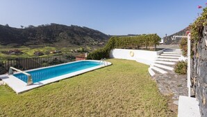 Outdoor pool - FINCA LOS GERANIOS: A charming rural home on an incredible estate in Tegueste. (CN)