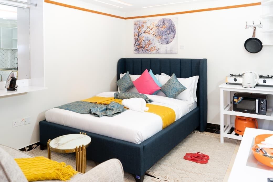 Deluxe Studio Suite