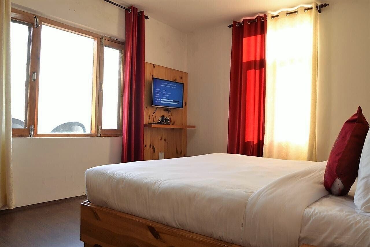 Deluxe Room, Mountain View | WiFi (free)
