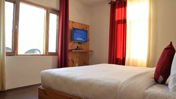 Deluxe Room, Mountain View | WiFi (free)