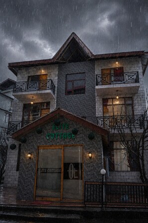 Ngoại thất