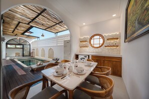 Ảnh chưa phân loại, 5 trong số 24 ảnh, nút