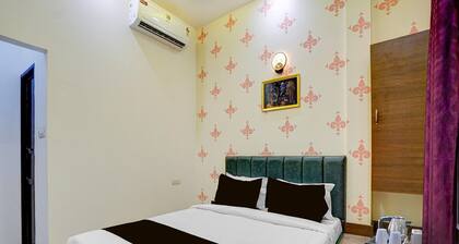 Deluxe Room Parth Residency