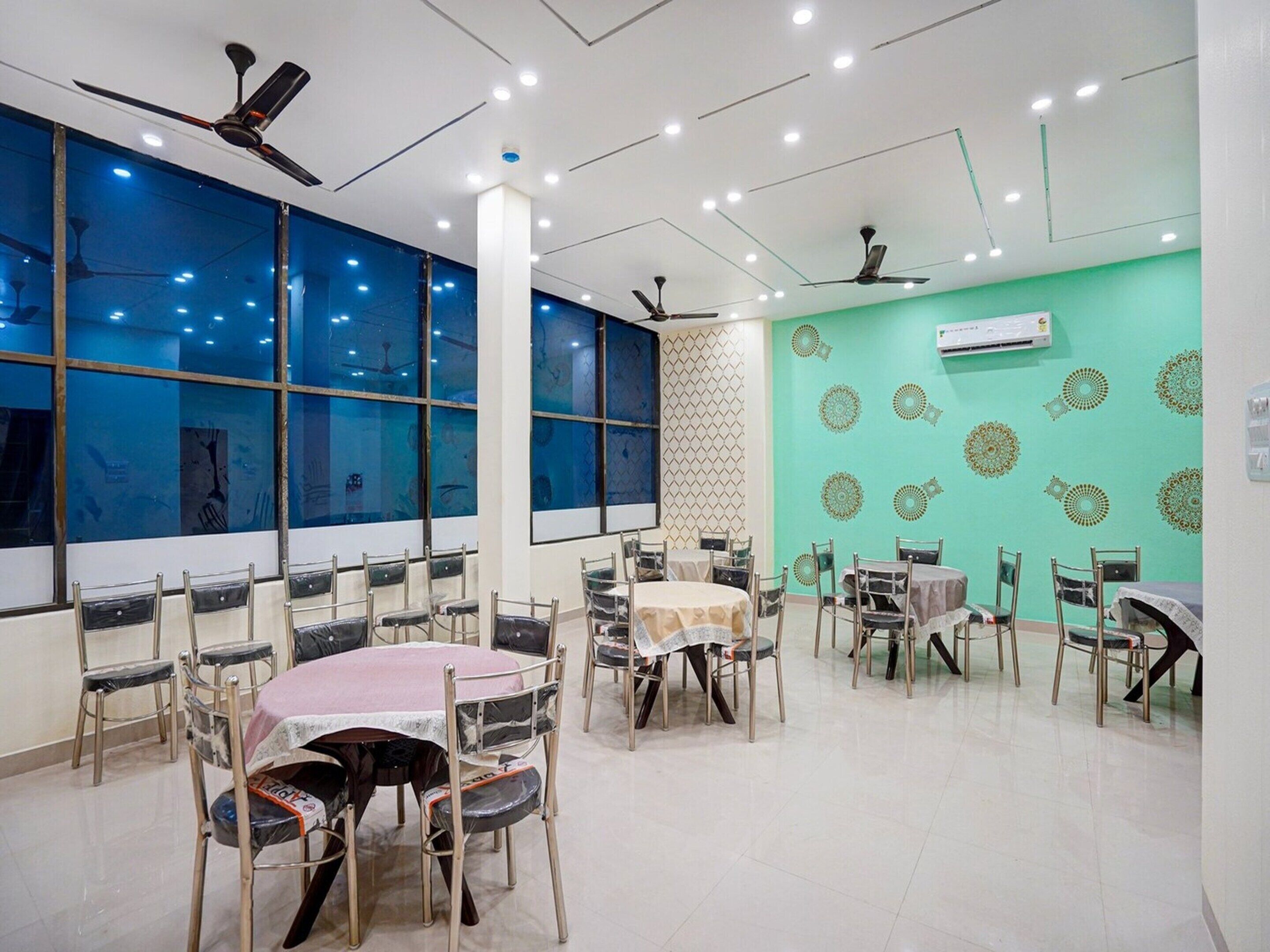 House | Dining