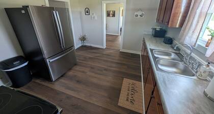 Charming 3-bedroom farmhouse near Milton NC, VIR, and Dan River. Danville & Hyco