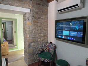 Interior - Center Stone Guest House (Gokceada)