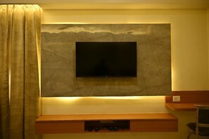 Television - Ramanjaneya Eecutive Hotel Udupi (Samudrapur)