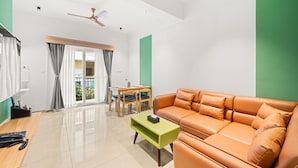 Studio, 1 Katil Ratu (Queen) | Ruang tamu
