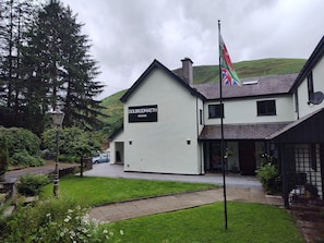 Exterior - Dolbrodmaeth Riverside  (MACHYNLLETH)