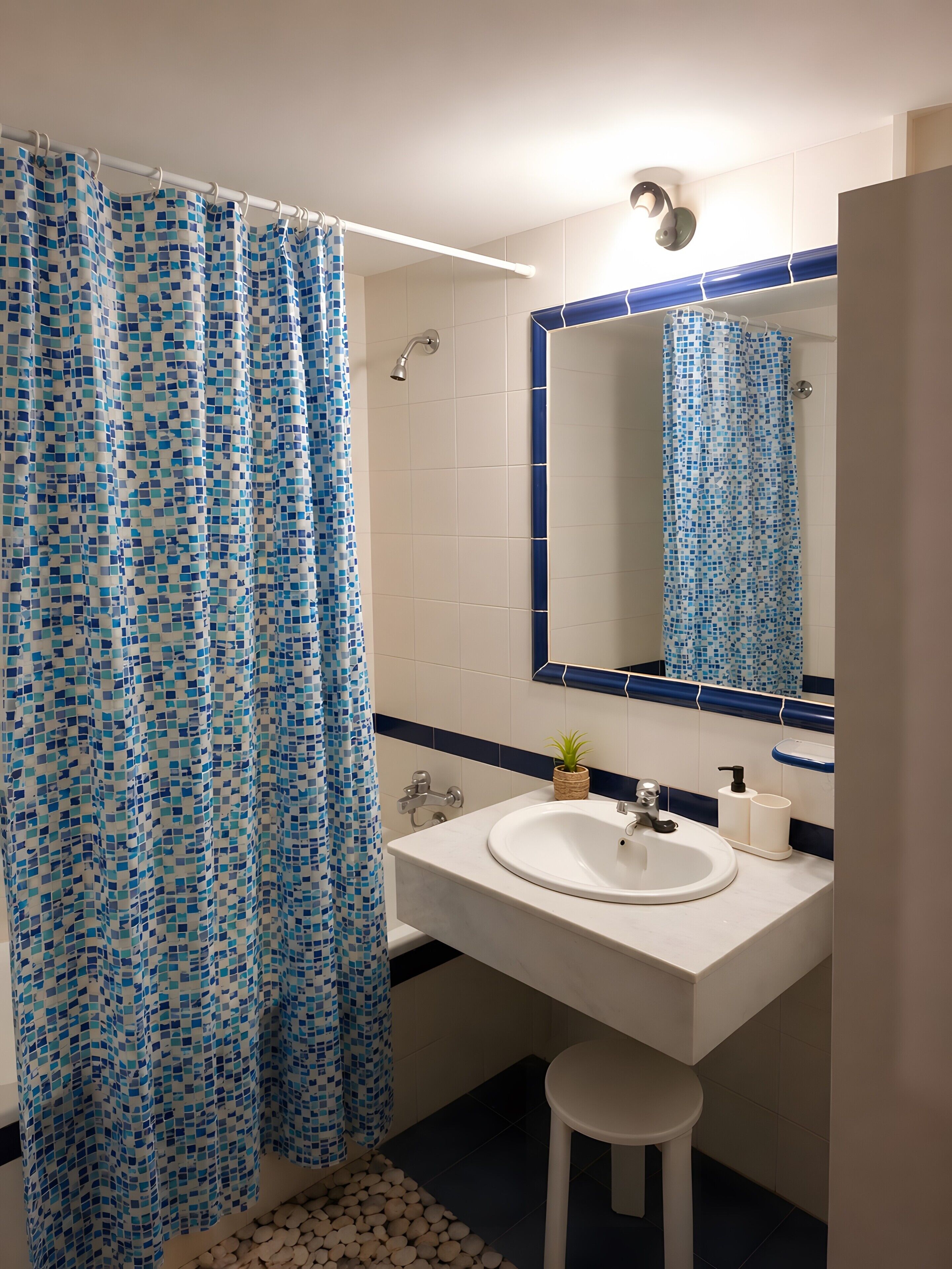 Shower, towels