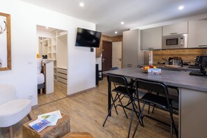 Private kitchen - Vrbo Property (Praz-sur-Arly)