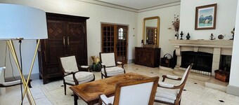GRAND GITE LA MONERIE, for your stays with family, friends, or for business