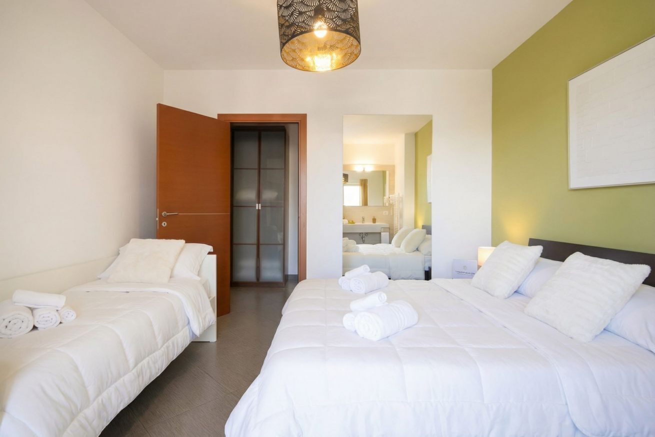 All Skygate | Stylish 3-bedroom Retreat With Shared Terrace - Bari